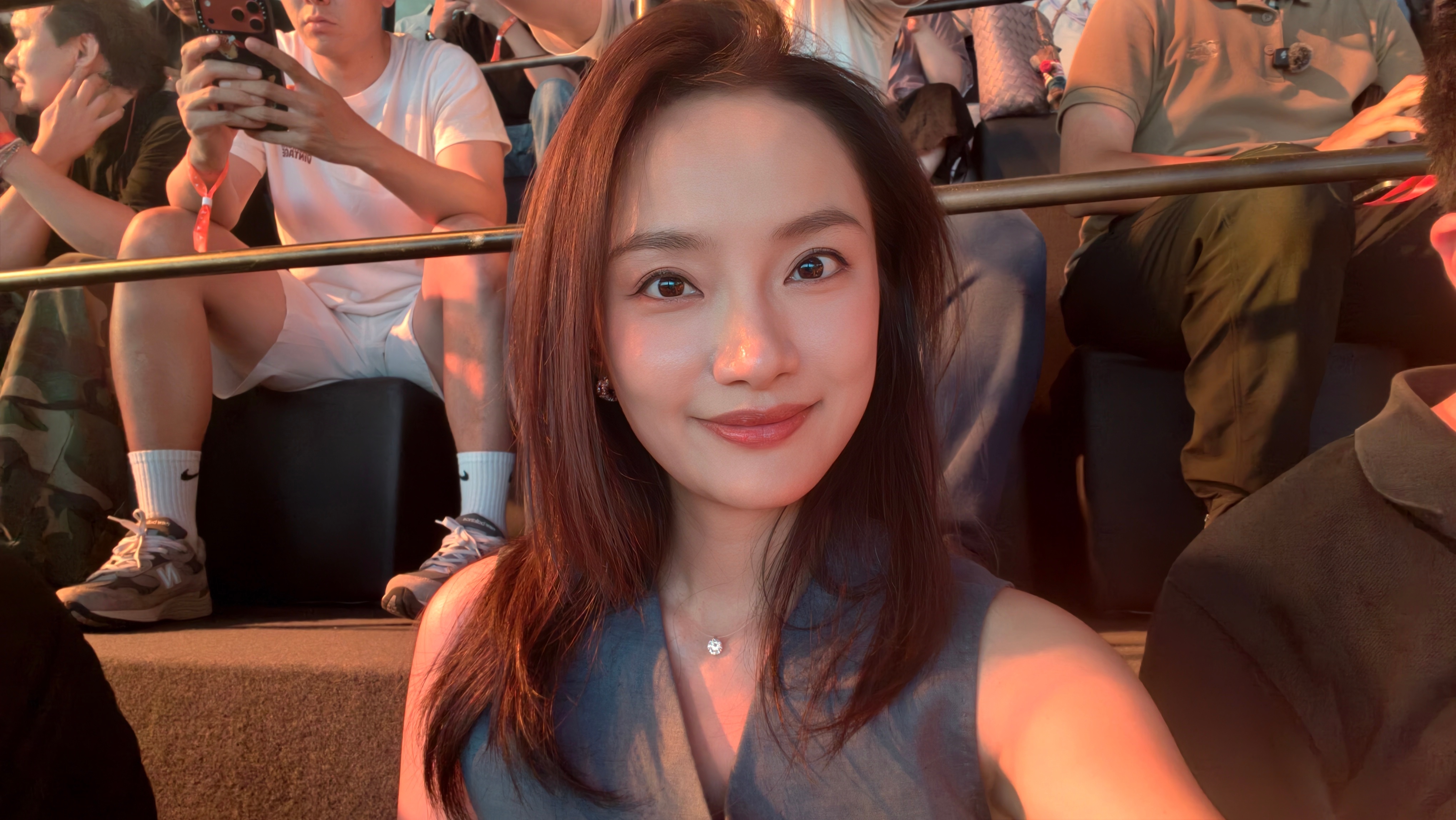 今晚全新奔驰纯电GLC上市，你们猜多少钱？奔驰纯电GLC来了纯电GLC太全面了