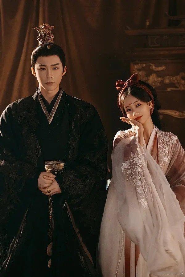 李一桐好好看 刘宇宁像个雕塑 ​​​