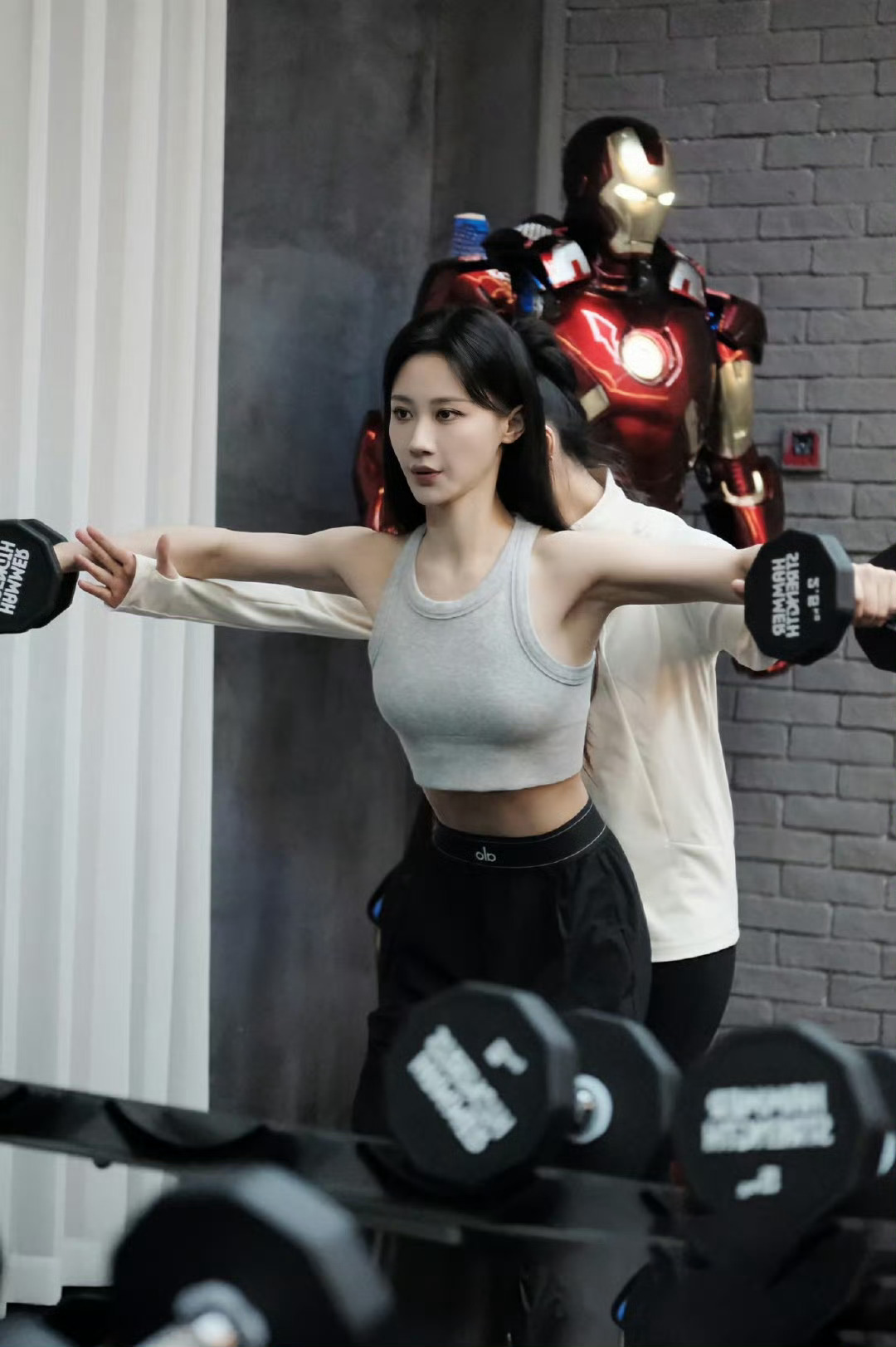 周也给何宣林打call周也来给何宣林打call啦！何宣林竟然是周也师姐！难怪都这