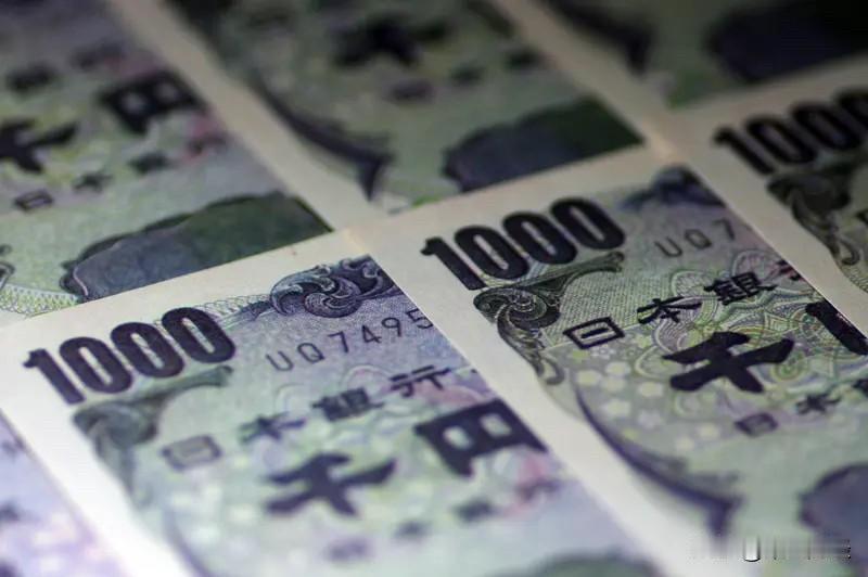 高盛分析师最新报告指出，日本国债收益率曲线已摆脱“国家风险溢价”的扰动，回归理性