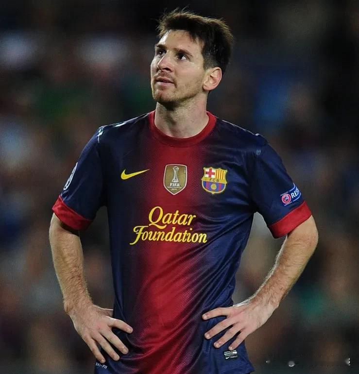 莱昂内尔·梅西保持着 2012 年和 2013 年巴塞罗那队连续 19 场比赛进