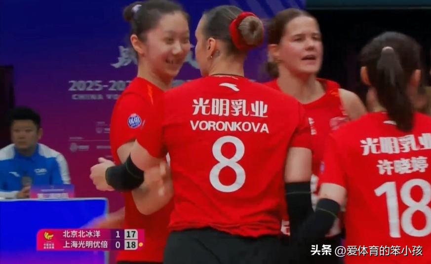 尽管在昨晚进行的女排超级联赛第17轮季后赛的一场比拼当中，北京北汽女排在主场打出