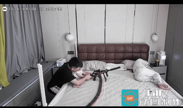 尿不湿:我虽小，可我又不傻，这锅我可不背。
男子本认为他的计谋天衣无缝，可还是被