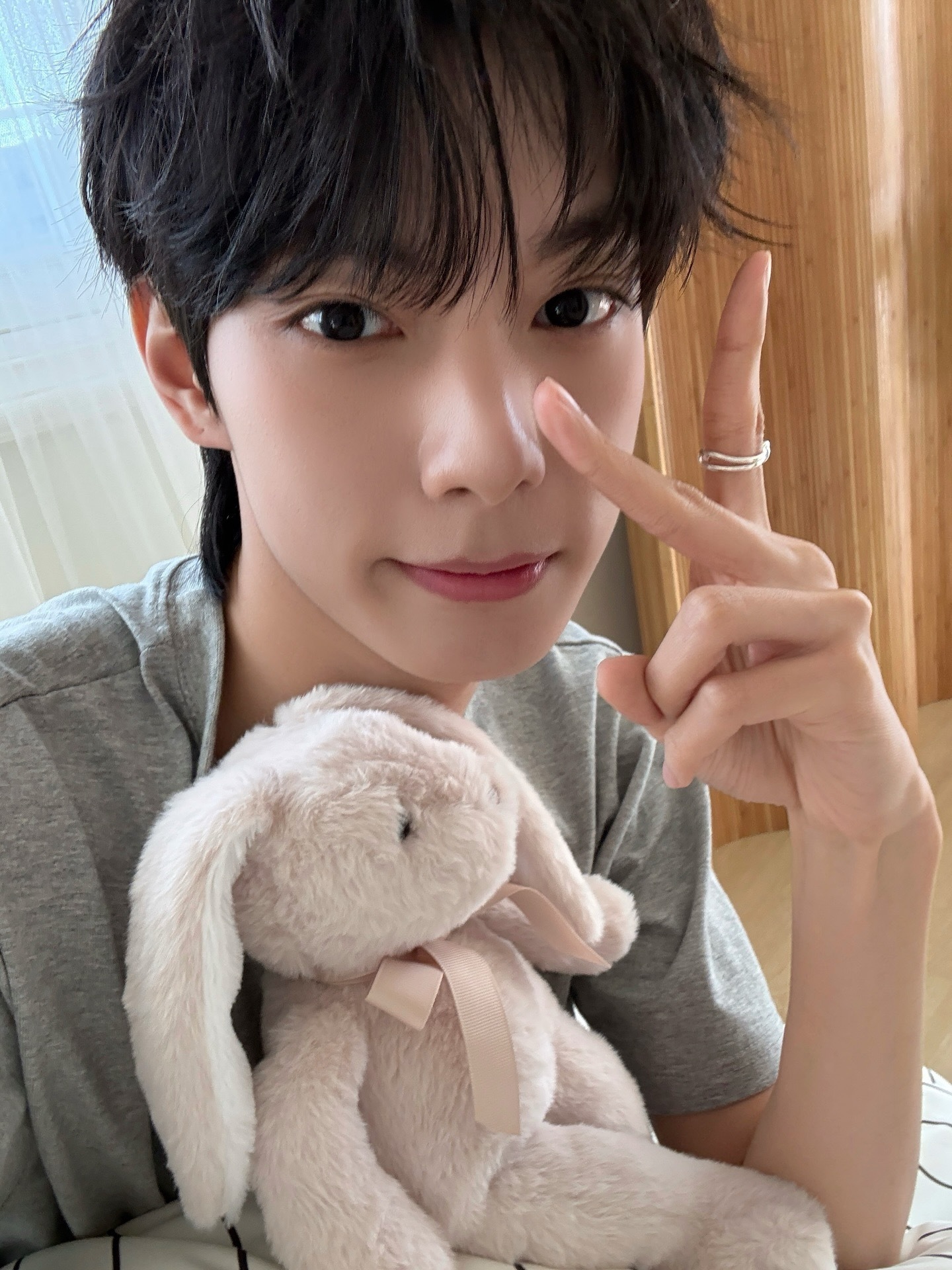 帅得我鼻头一酸 