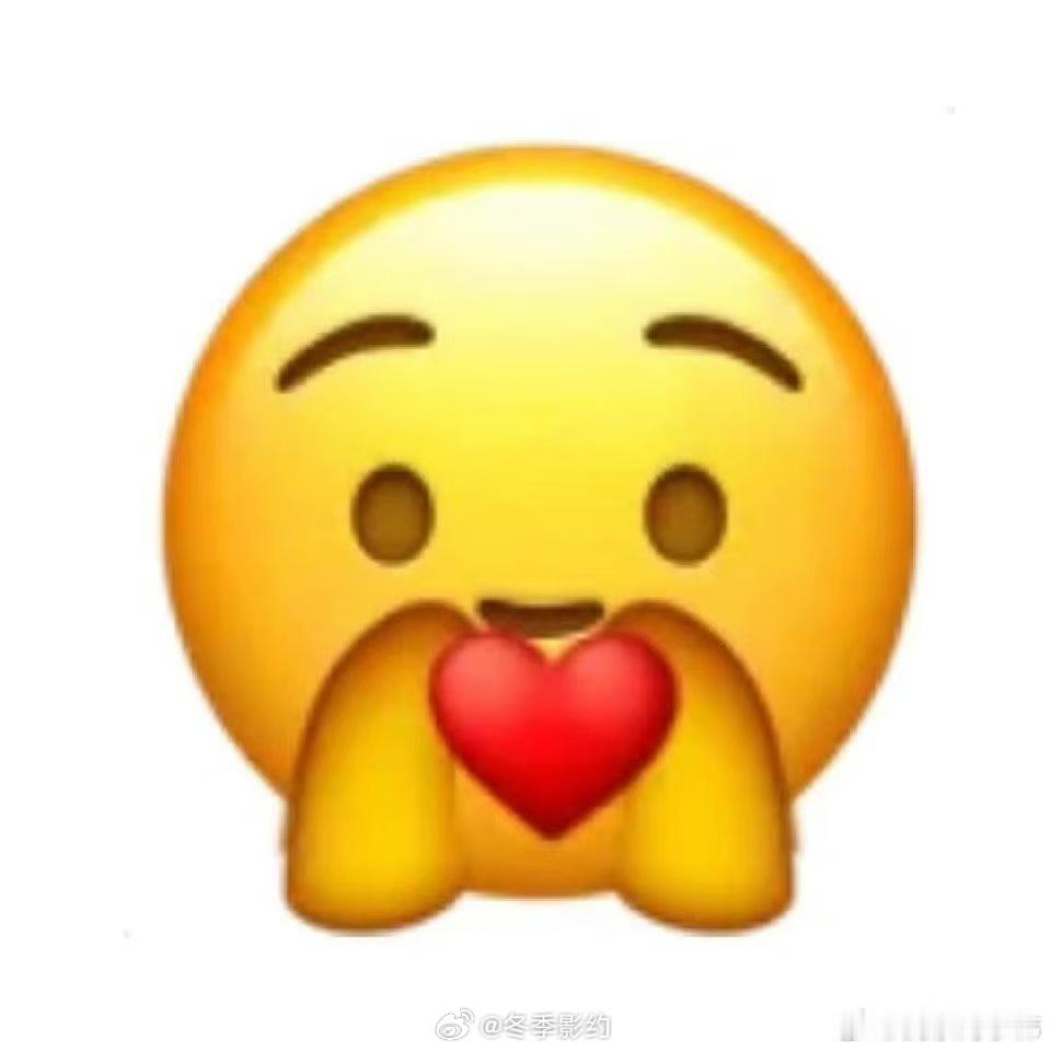 江浙沪年轻人捧红线下杀糕经济 杀糕经济就是为甜品爱好者量身定做的，想吃多款又怕吃