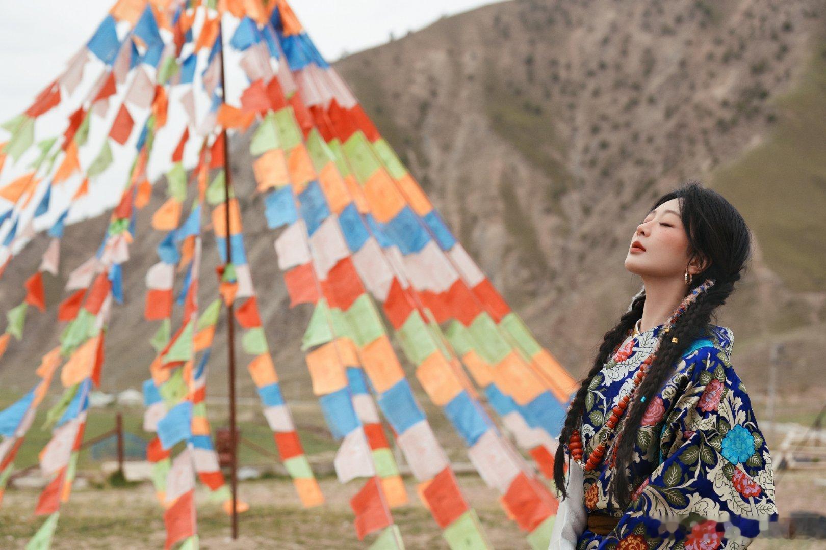 杨紫杨紫生命树 yz杨紫李祯 不必奢求朝夕相伴，平安顺遂便是我最大期许。𝑰 ?