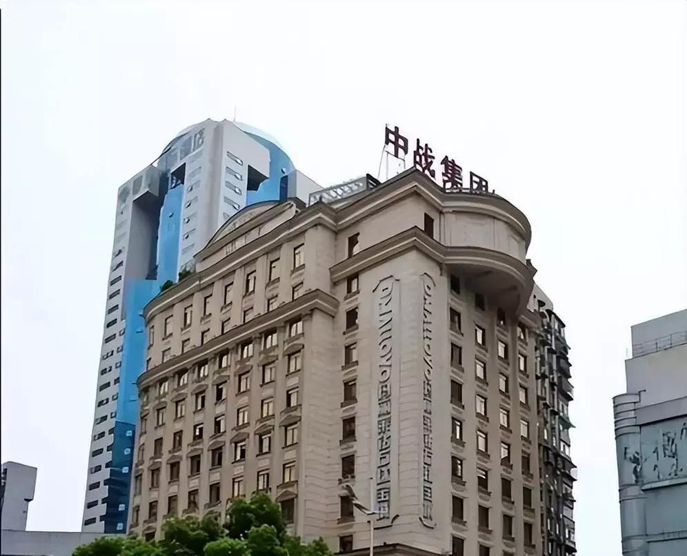 时隔45年，严打又回来了，这次针对的可不是街头混混，而是那些隐藏在公司里的新型犯