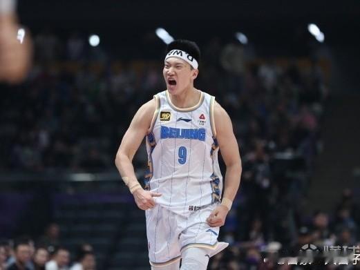 可以打球的人多真是北汽的幸事…昨晚CBA常规赛北京96-70大胜福建豪取7连胜，