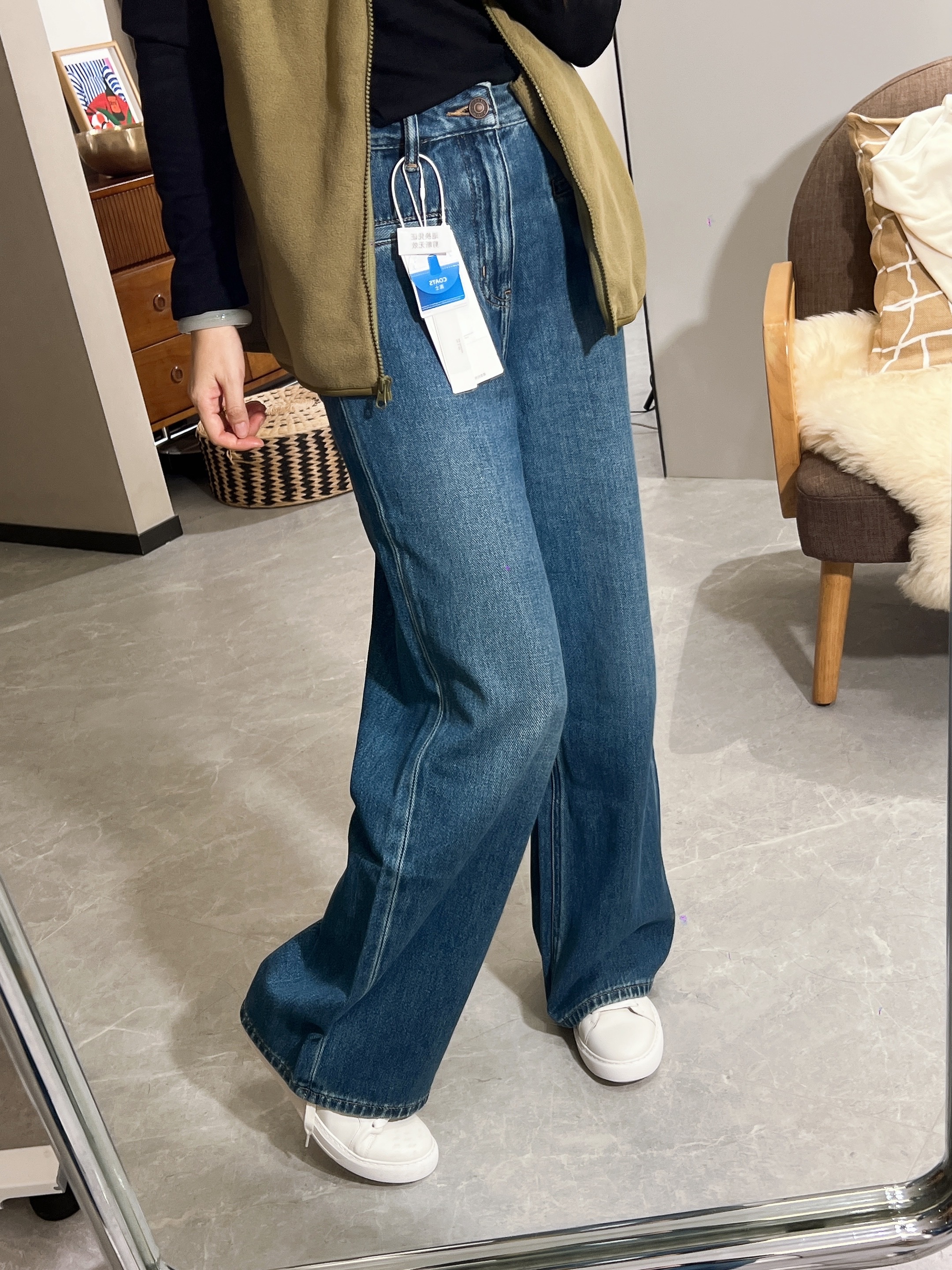 这不是啥秋款大上新简直是私服大公开啊每一件都写着我名儿似的[哈哈]今晚7点30老