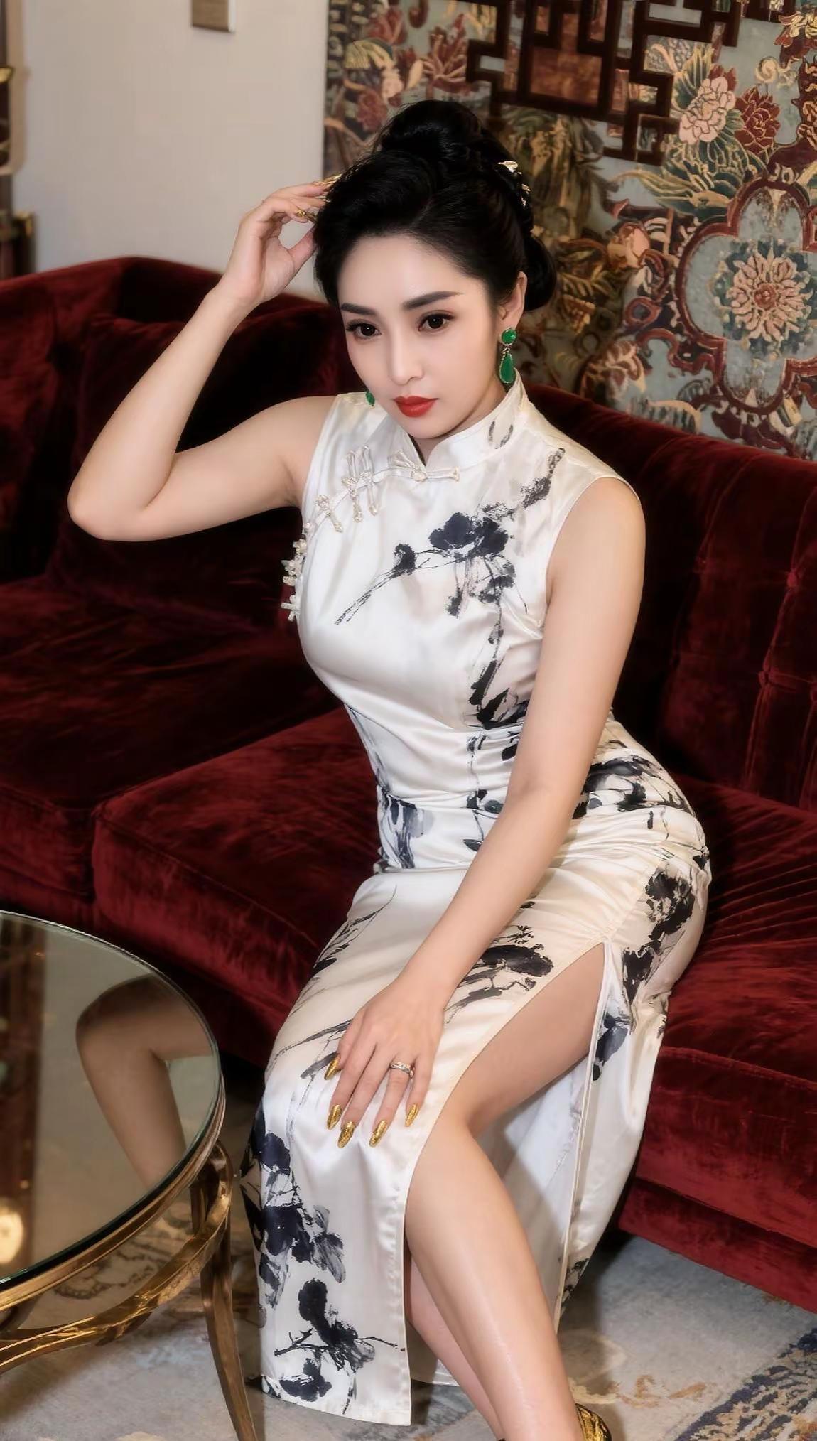 你的过去我来不及参与，你的未来我奉陪到底 ——余秋雨