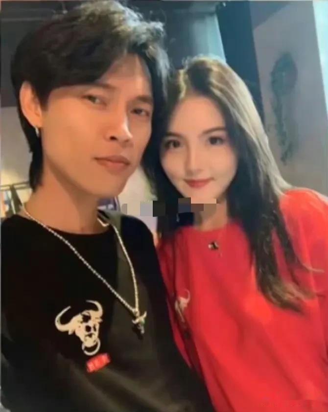 继安若曦，安九，五五，肉肉，等主播离开辛选后，美女丹丹也离开了。不得不说，她的选