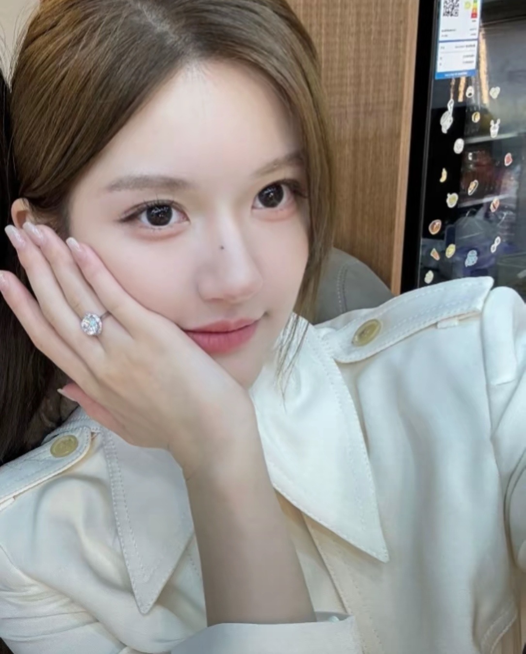 赵露思的假面感越来越重了 ​​​