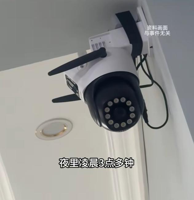 太吓人了！7月6日报道，安徽蚌埠，一女子独自在家带娃，结果凌晨3点多，她突然发现