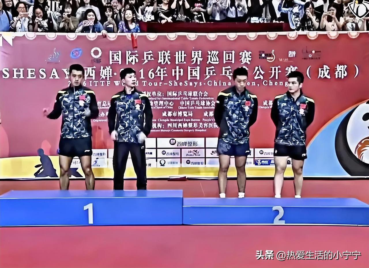 这个时期的男乒，应该是中国乒乓球历史上最巅峰，最辉煌的时候。
   从左往右依次