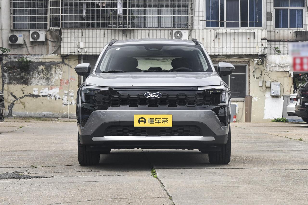 推荐一款10万级合资SUV：福特领睿
想在10万级找一台靠谱的合资家用SUV，福