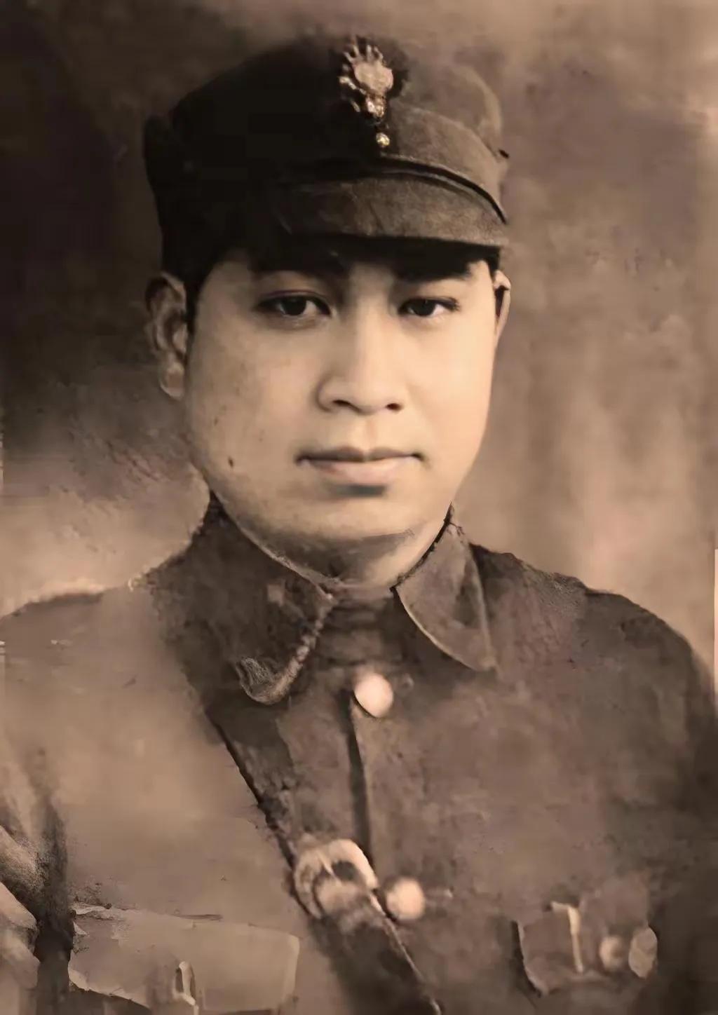 1947年，莱芜战役结束后，白崇禧听说外甥海竞强被俘，一夜之间愁容满面，接着放话