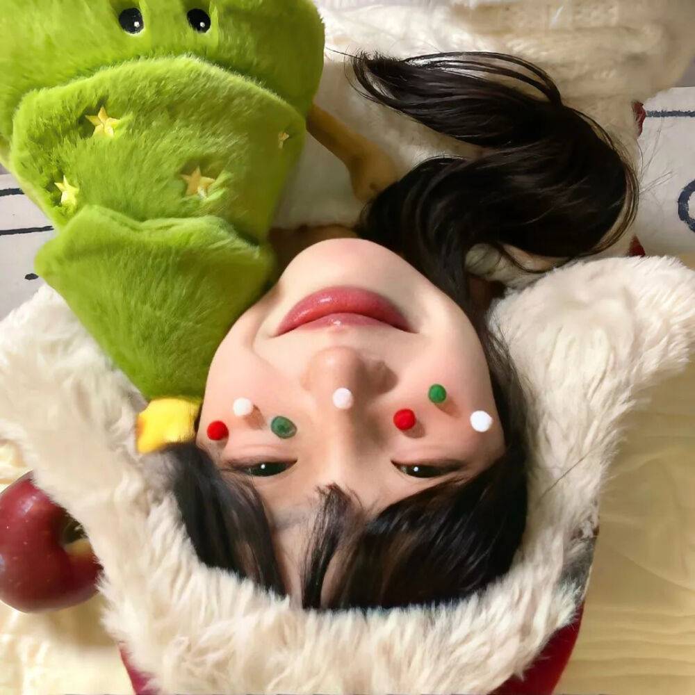 要善良，要勇敢，要像星星一样努力发光。 