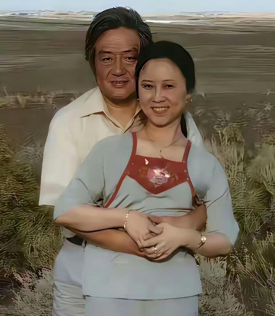 八十年代末，琼瑶和爱人平鑫涛回大陆探亲期间游历了祖国的大好河山，在内蒙古大草原拍