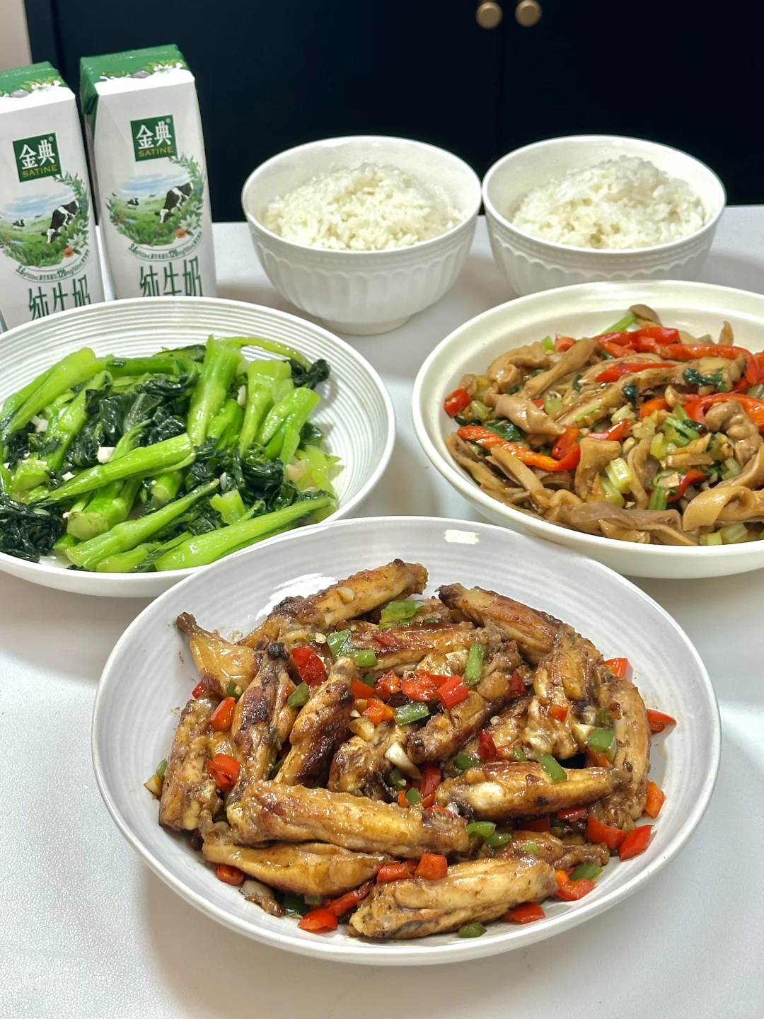 晚餐分享｜在家吃香香辣辣的下饭菜🥩