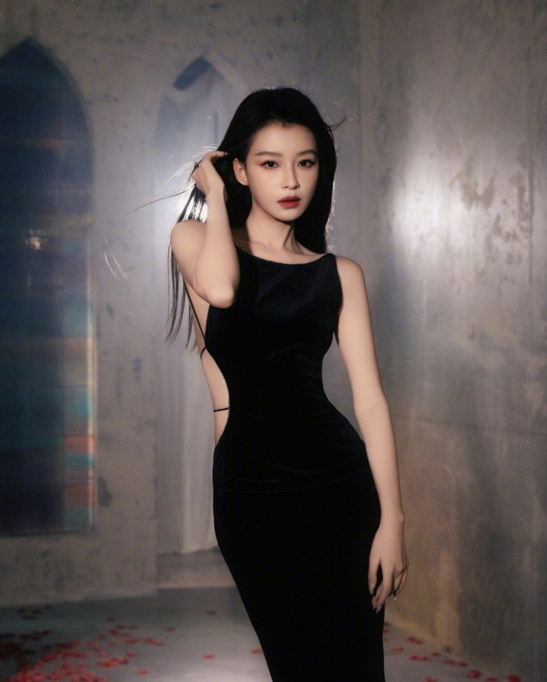 孙怡咱就是工作室进高人了看了好几眼都不敢确定是孙怡更新了要多营业