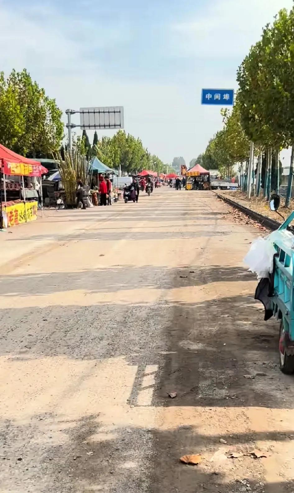 即墨区刘龙路北赵线到s218(三城路）路段正在维修中，即墨旅游6号线公交车现在不