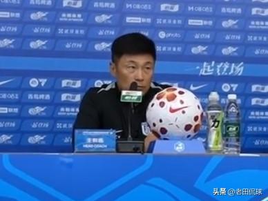 大连英博两场丢9球，李国旭遭遇信任危机…武汉三镇3外援建功主场4-1大连英博，英