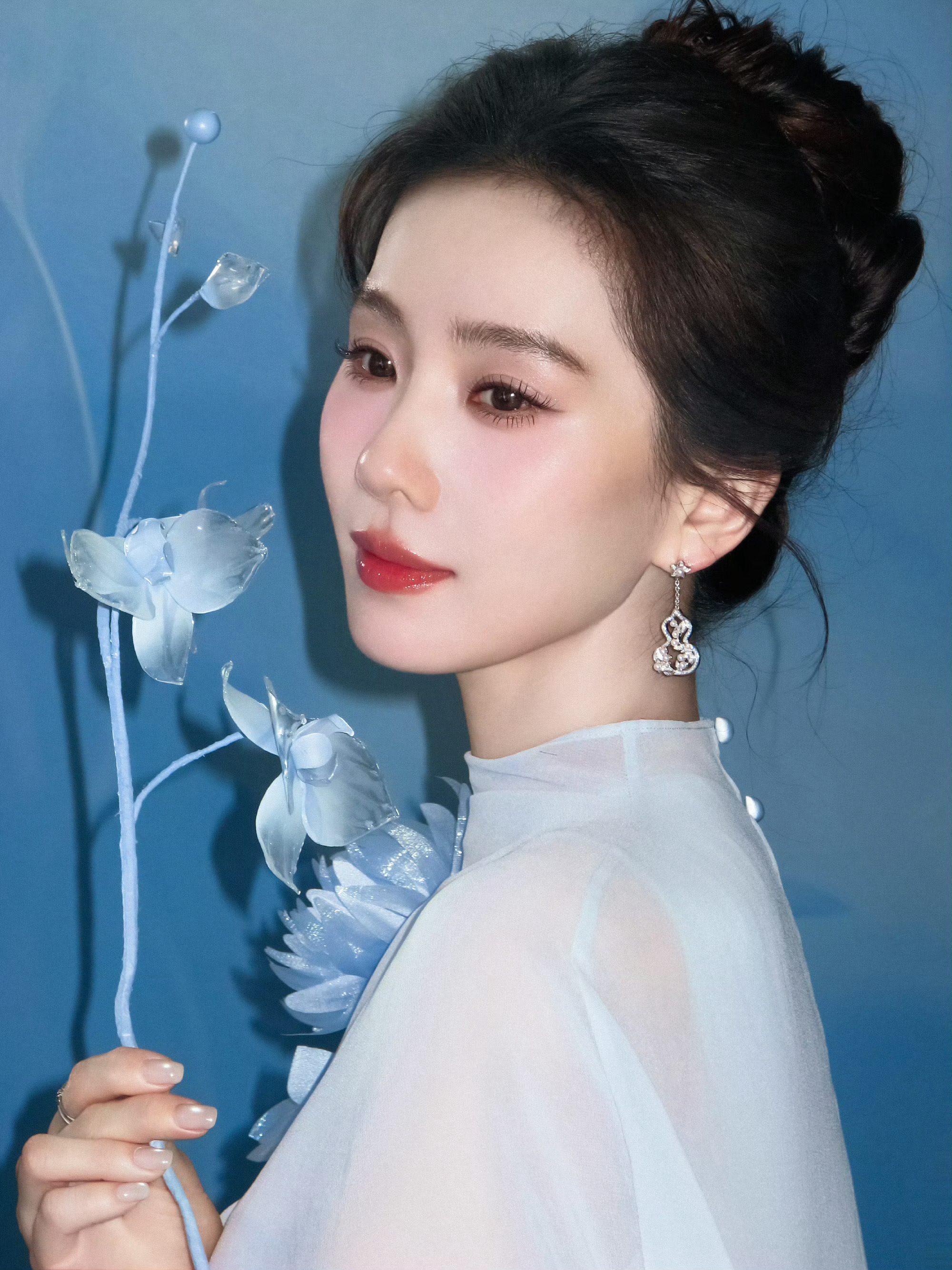 刘诗诗全球代言qeelin后，qeelin珠宝跟开挂一样，每年大涨，上财报，一姐