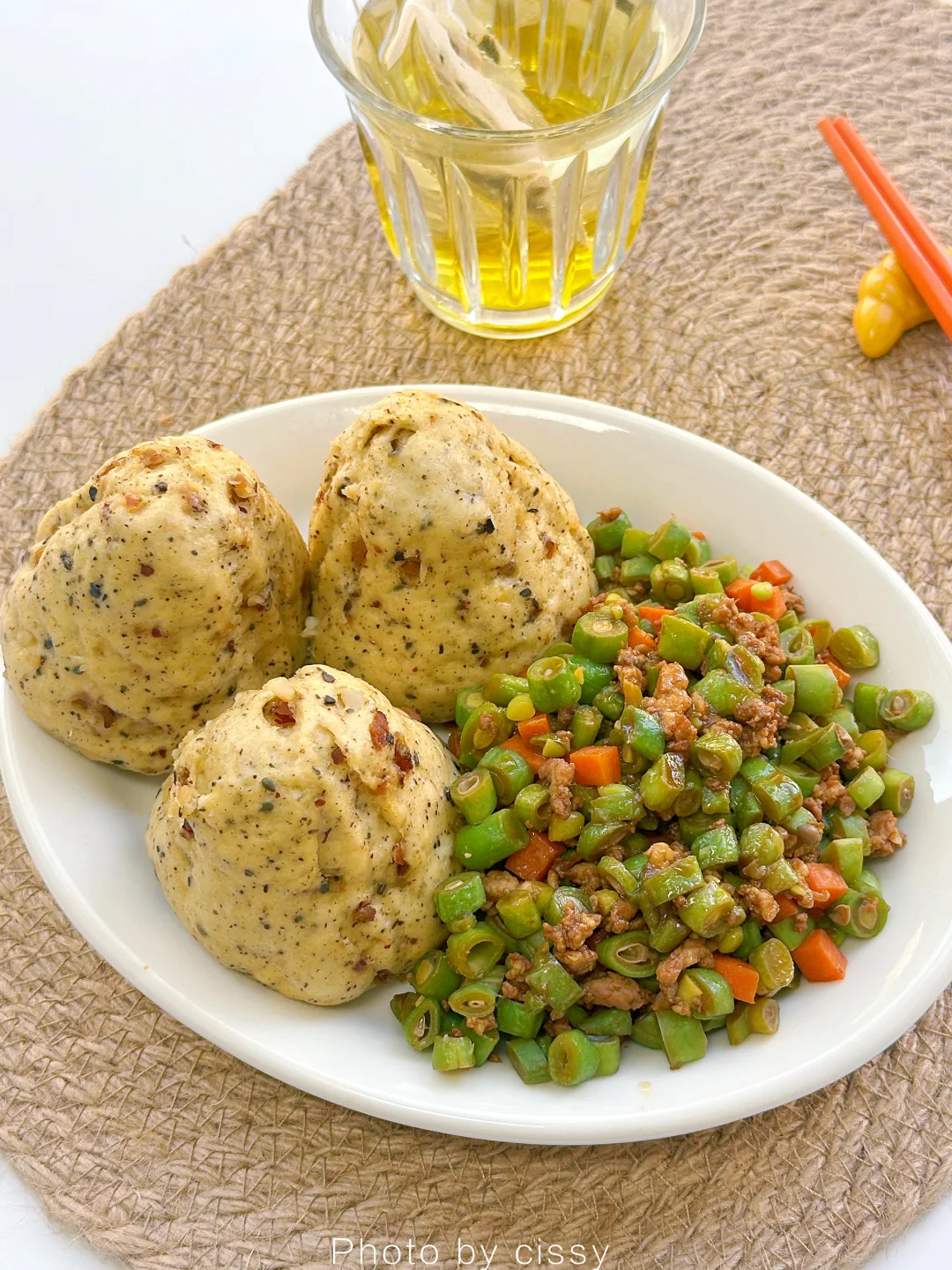 今日份早午餐🫛没吃过这么好吃的窝窝头🍞