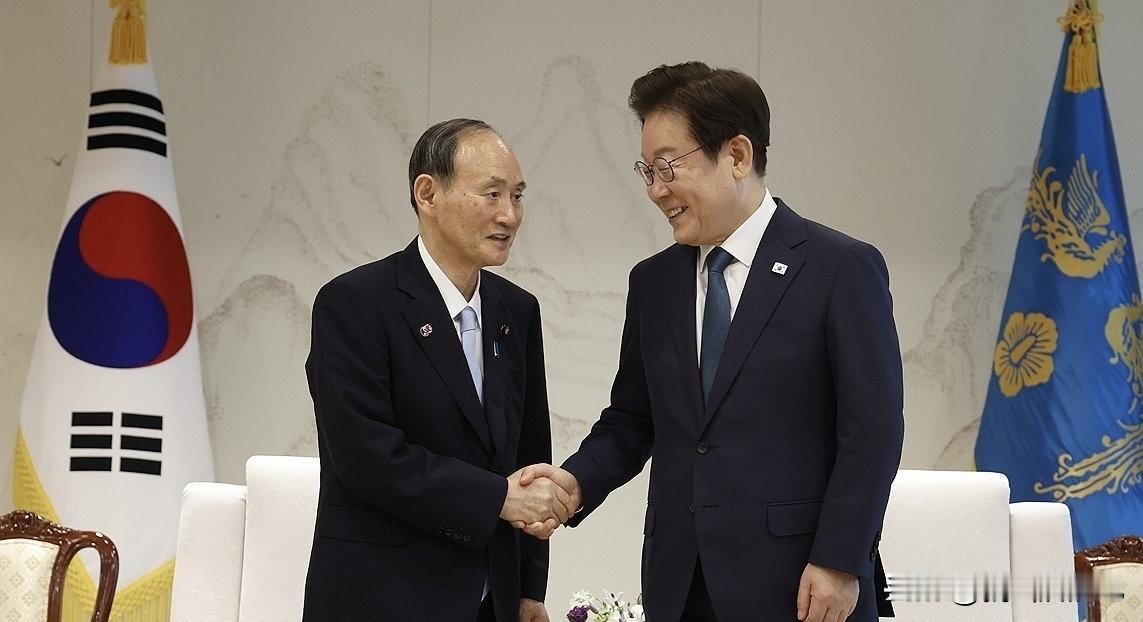 韩国总统李在明高调接见日本前首相菅义伟率领的跨党派议员代表团，双方以邦交正常化6