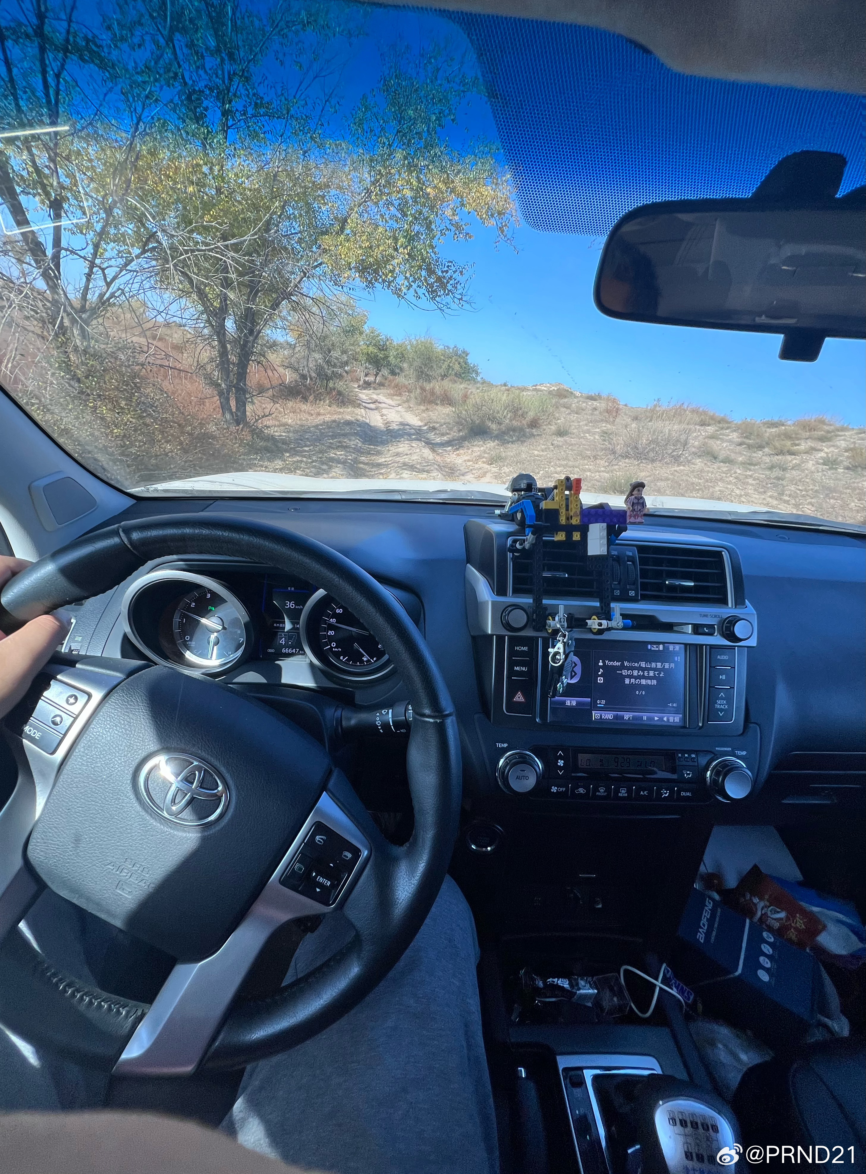 我是个有着明显“视野焦虑”的人，简单说就是我喜欢窗户大、侧视镜广的车，而且窗户那