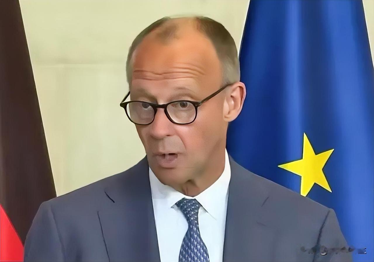 德国总理默茨:“真主党必须立即停止对以色列民众的袭击，并放下武器，同时政府也紧急