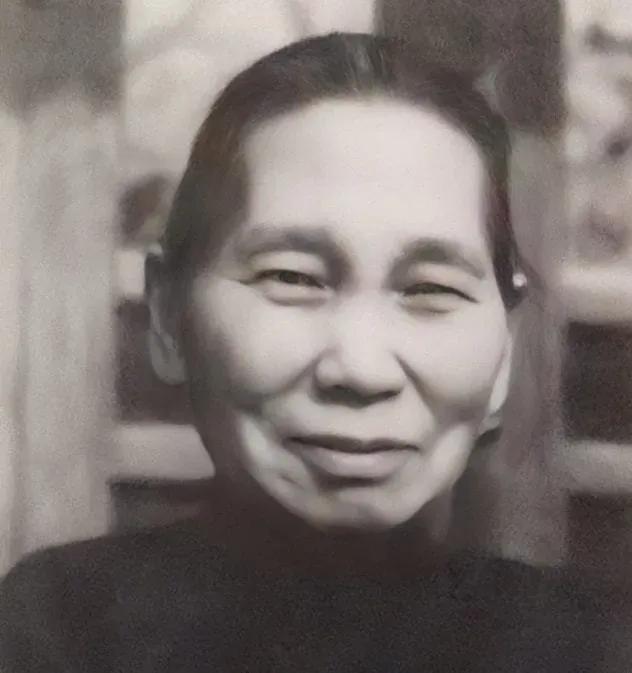 那晚，“一夫一妻”制的提倡者梁启超来到丫鬟的卧室说：“我可以和你圆房，可不能对外