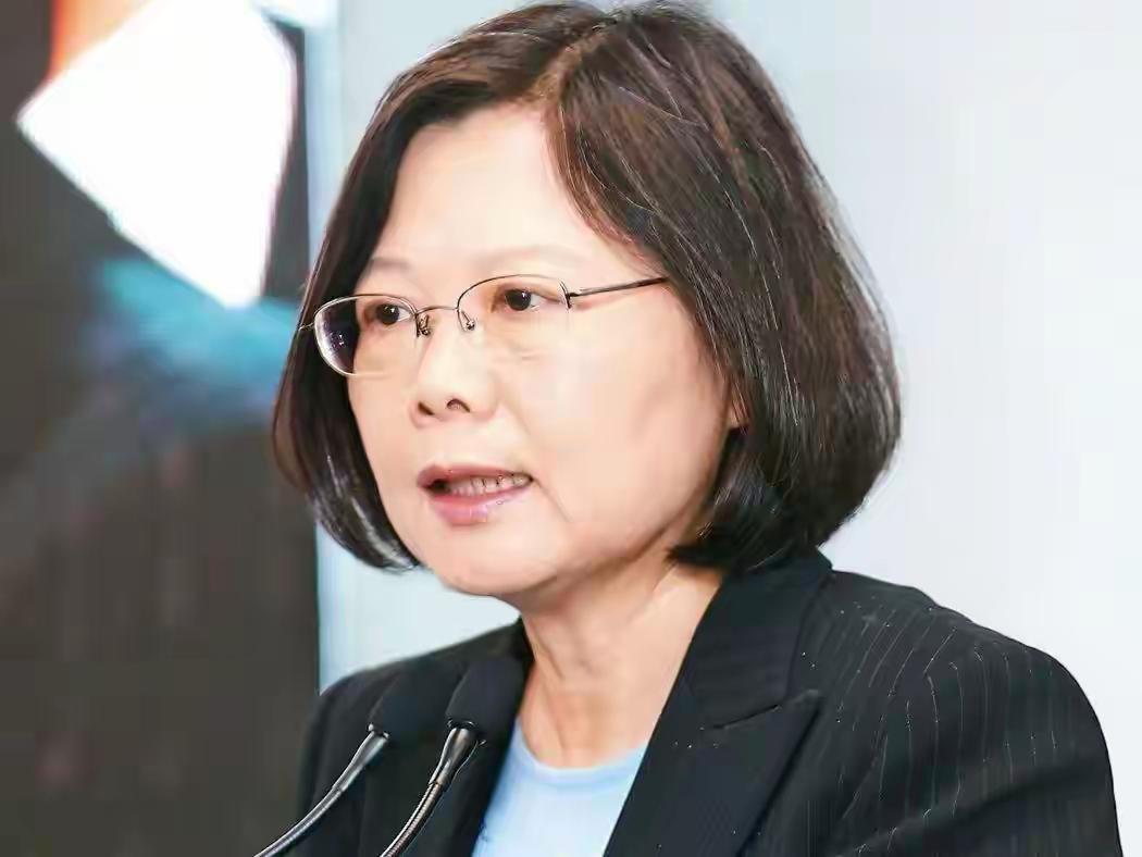 倒计时1天，赖清德将离台，蔡英文出山！解放军第一时间按住日本

赖清德即将窜访非