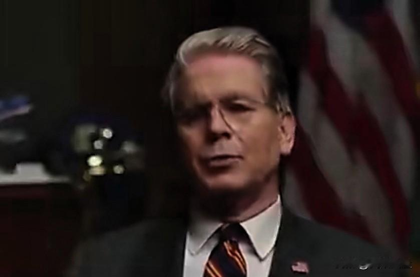 记者:“你认为每年联邦资金中有3000亿―6000亿美元的欺诈？”

贝森特:“