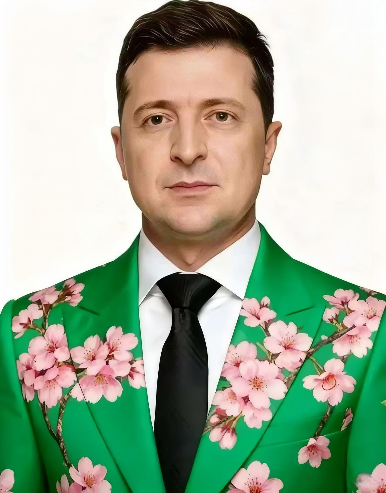 就在刚刚

乌克兰正式宣布了

11月9日，乌克兰总统泽连斯基签署新制裁令，瞄准