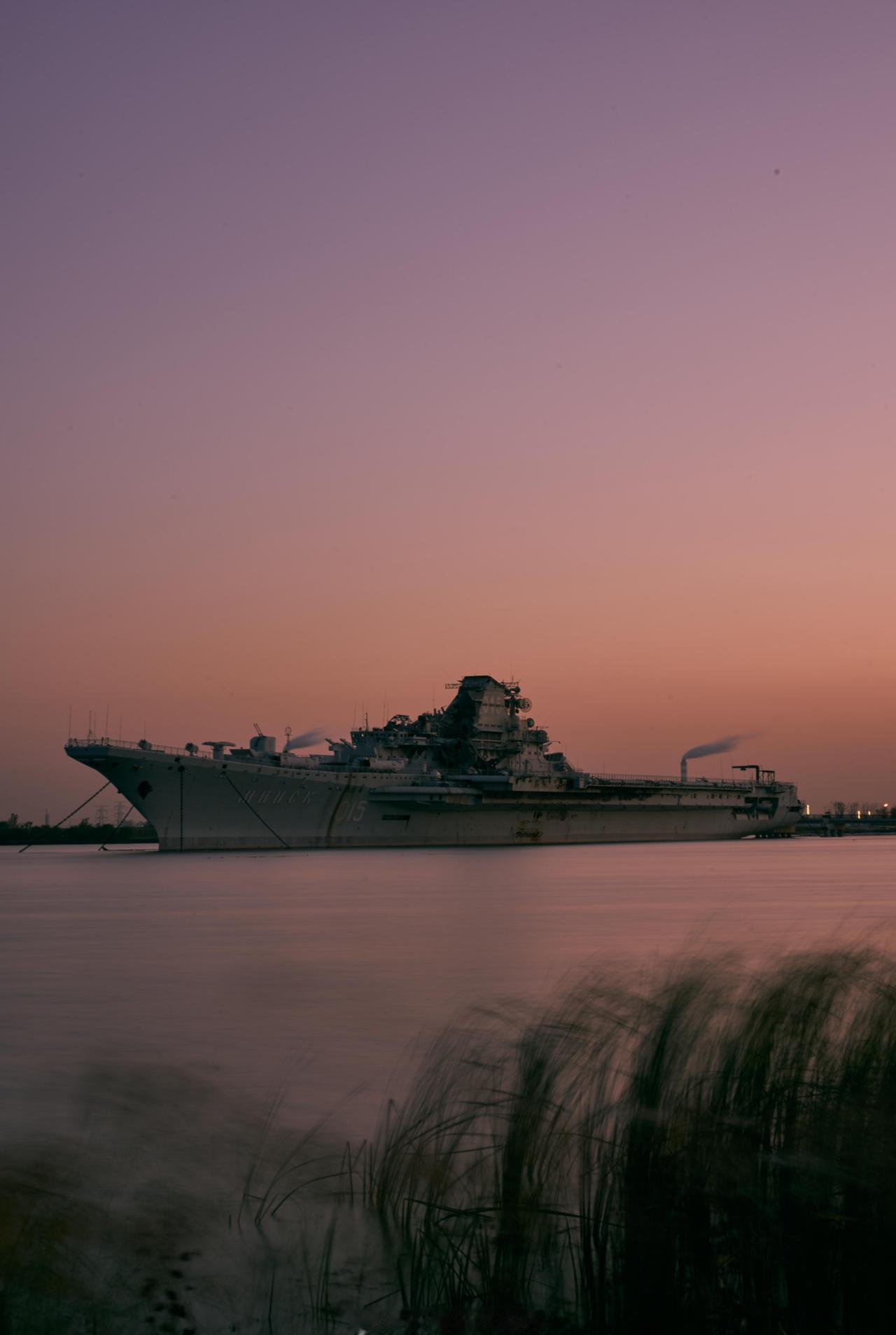 中外舰闻壮士暮年