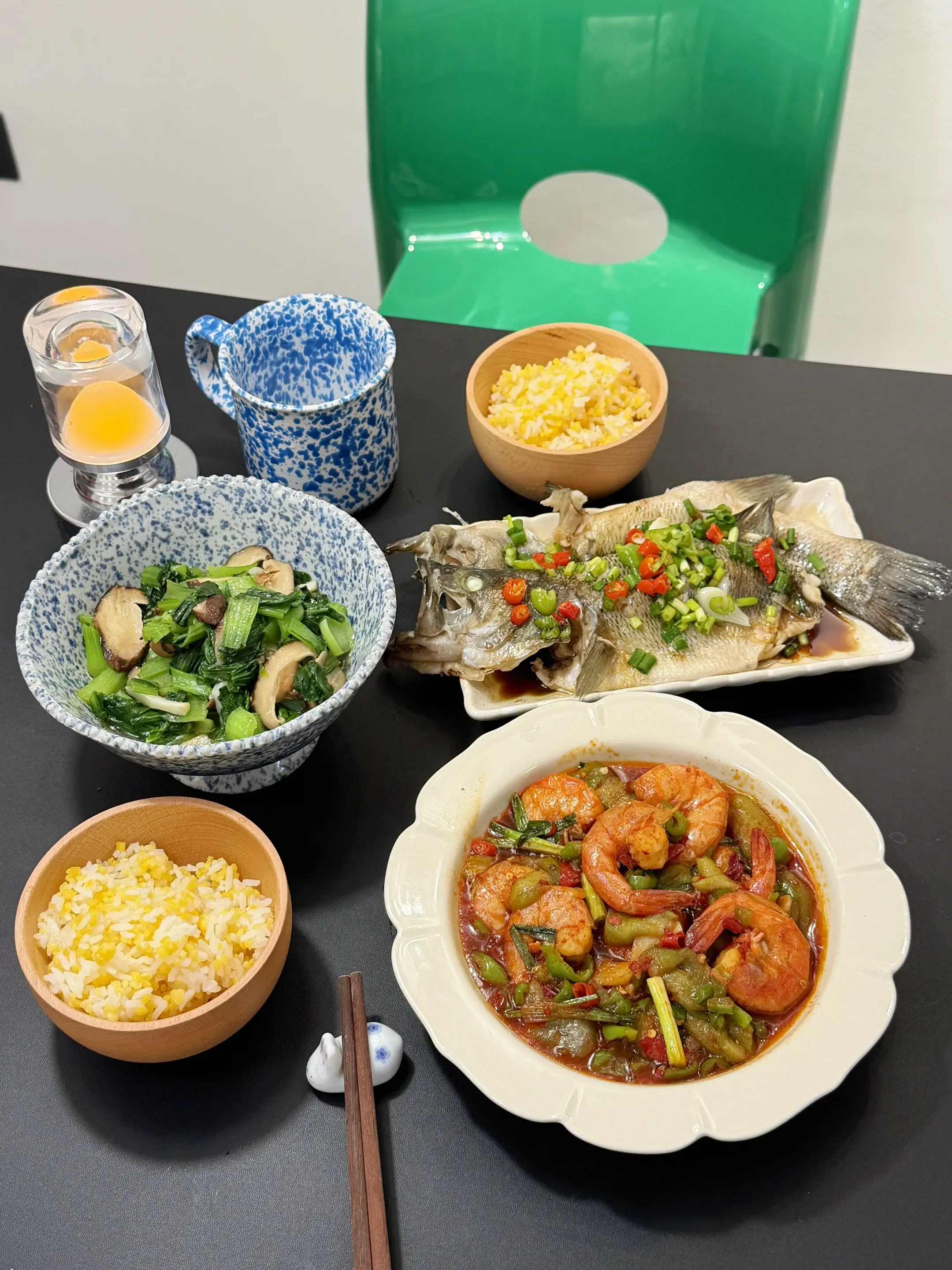 《一人食》里有句话我一直记着：“我认为擅长做饭的人，也一定是会安排生活...