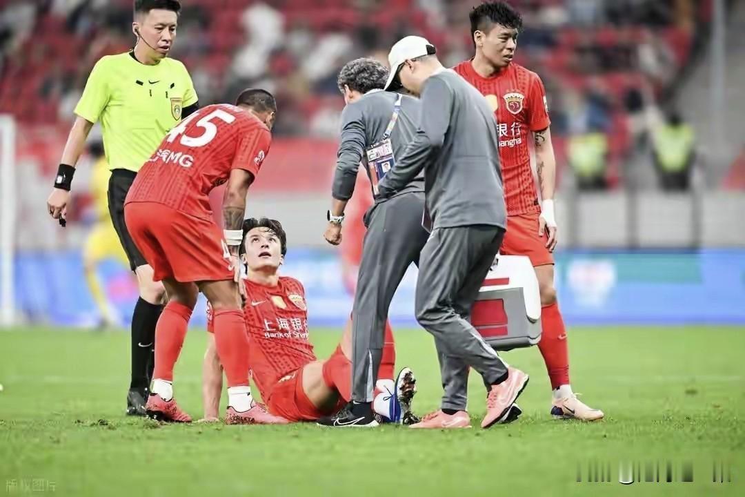 上海海港的脑震荡换人，合情合理合规没有任何问题，所有球队都有脑震荡换人的权利，用