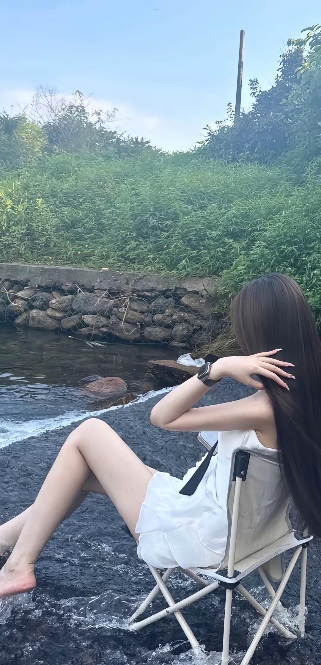 好像并没什么特长，只是除了腿之外，够不够？