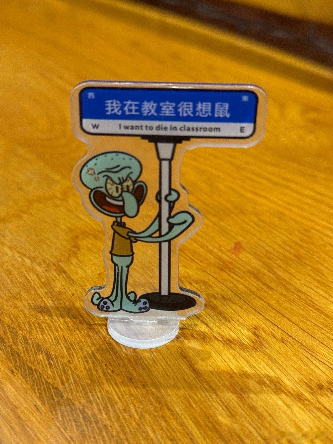 双十一之前，小朋友在我手机里下单了不少东西，今天收到一堆快递，拆开一看这都是啥啊