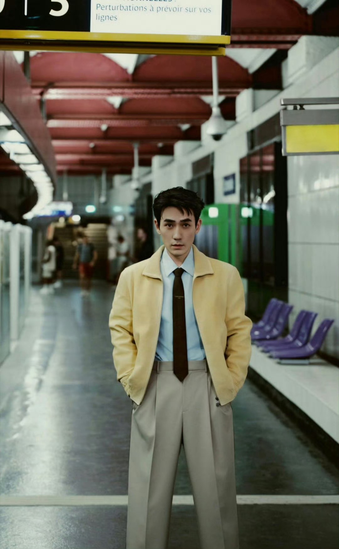 谍战巨制电影《千里江山图》重磅来袭🎬金鸡百花双料影帝朱一龙饰演骨革命者陈千里在