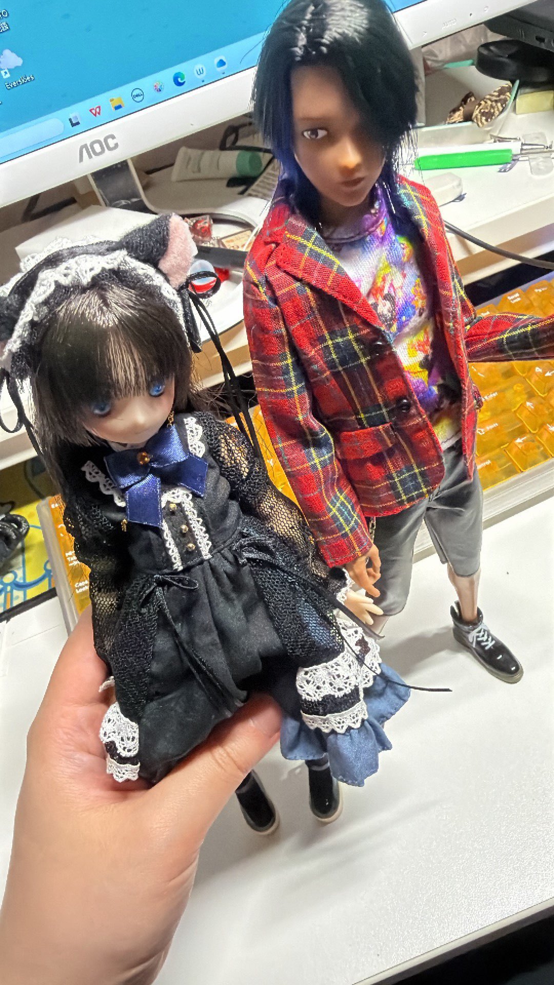 petworks的娃娃气质真的很独特（红格子外套男娃）。momoko也是，只看局