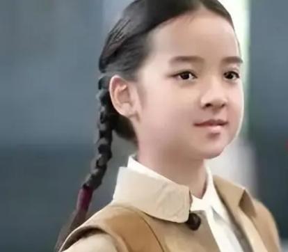 12月10日，由任嘉伦、蓝盈莹主演的电视剧《风与潮》在央视一套开播，聂远女儿聂子