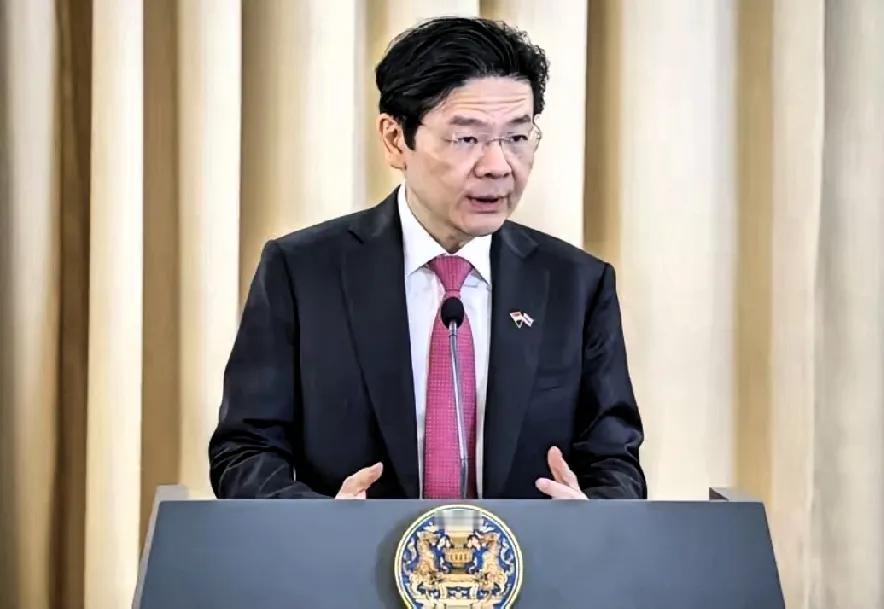 不忘历史！
新加坡总理黄循财公开表态：
2月15日，新加坡总理兼财政部长黄循财在