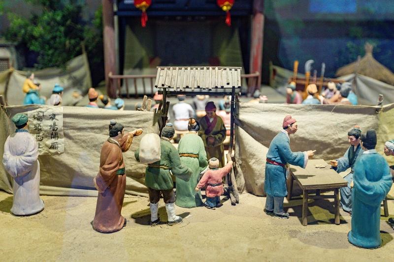  
 
很多人一提元朝，只记得铁骑征战，却忽略它对中国版图与制度的深远影响。
1