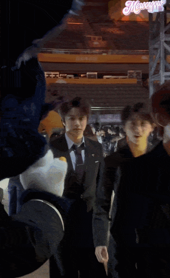 高能量25后勇闯微博之夜谁去微博之夜都得拍个vlog 报告！微博之夜打工圆满结束