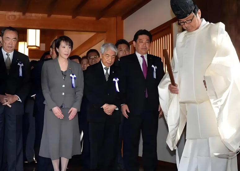 计划彻底落空！就在世界各国还在想高市早苗会不会参拜靖国神社的时候，却不想靖国神社
