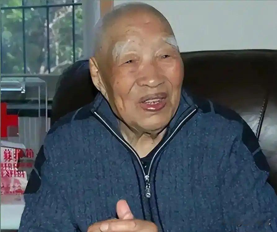 1955年，58军军长孔庆德给自己上报大校军衔，主管授衔的罗荣桓元帅急了：你打掉