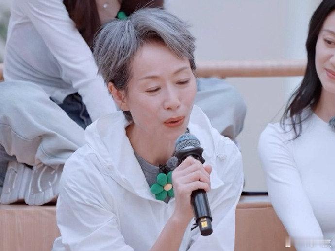 叶童[超话]邓萃雯[超话]叶童邓萃雯浪姐6话疗大师乘风2025叶童邓萃雯，你们是