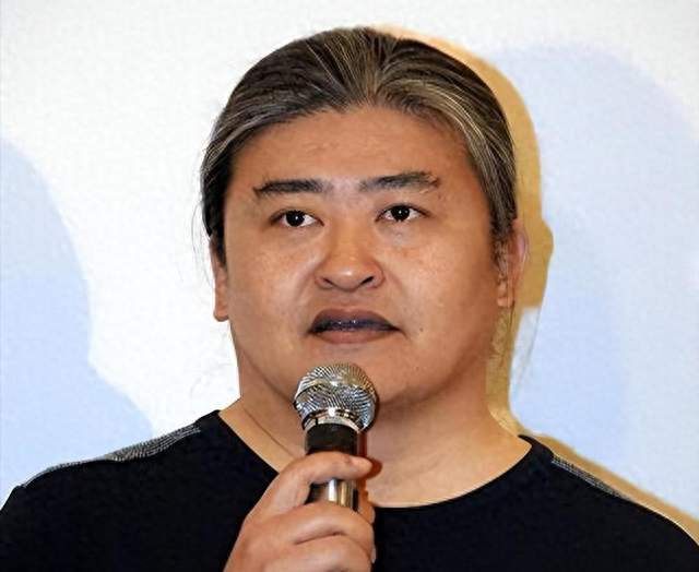刘欢离世5天后，赵丽颖近况曝光：比谣言更该被看见的是这件事